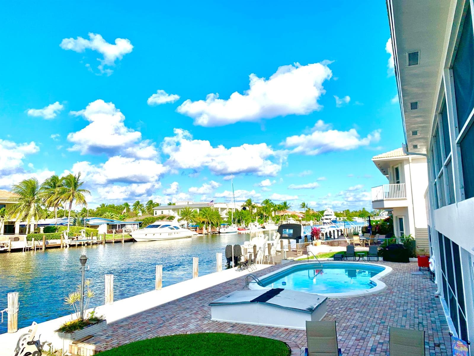 2735 NE 28 Court, Lighthouse Point FL 33064 photo 3
