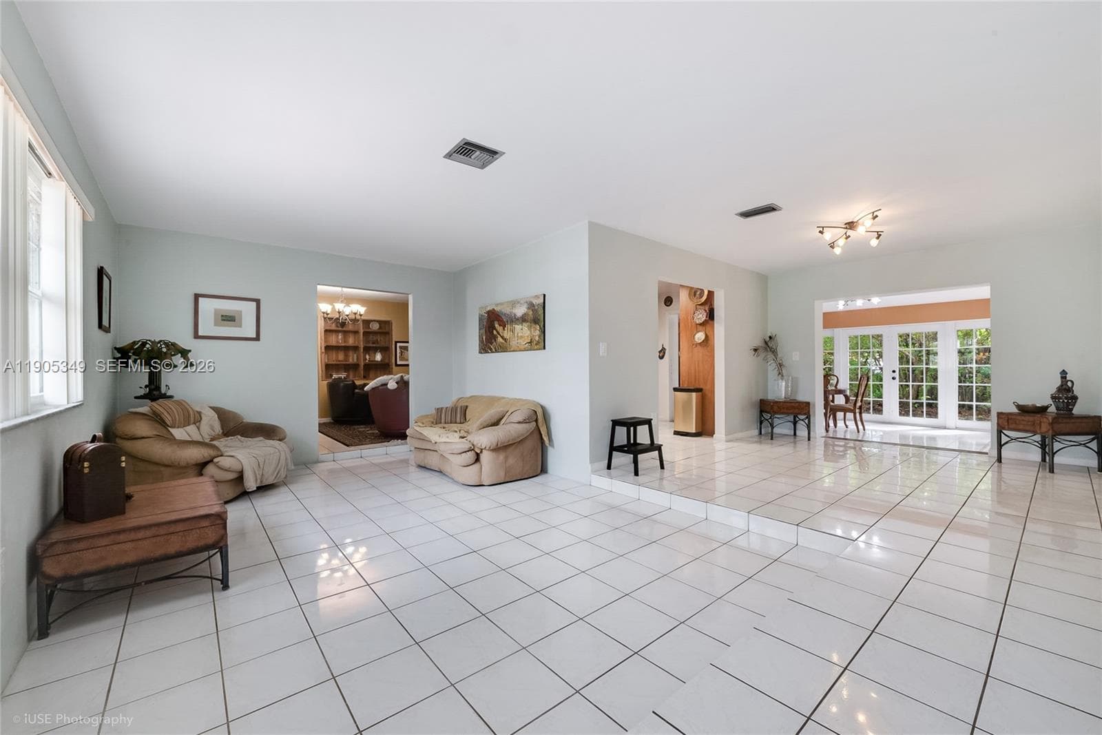 9500 SW 79th St, Miami FL 33173 photo 2