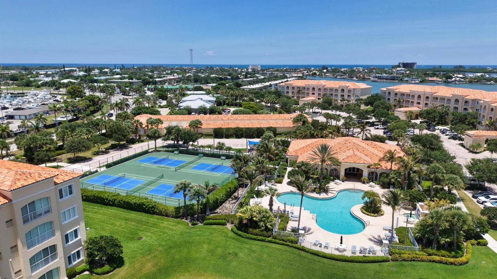17 Harbour Isle Drive W, Hutchinson Island FL 34949 photo 2
