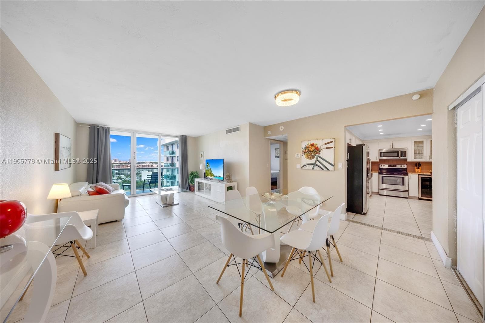 3801 S Ocean Dr # 15R, Hollywood FL 33019