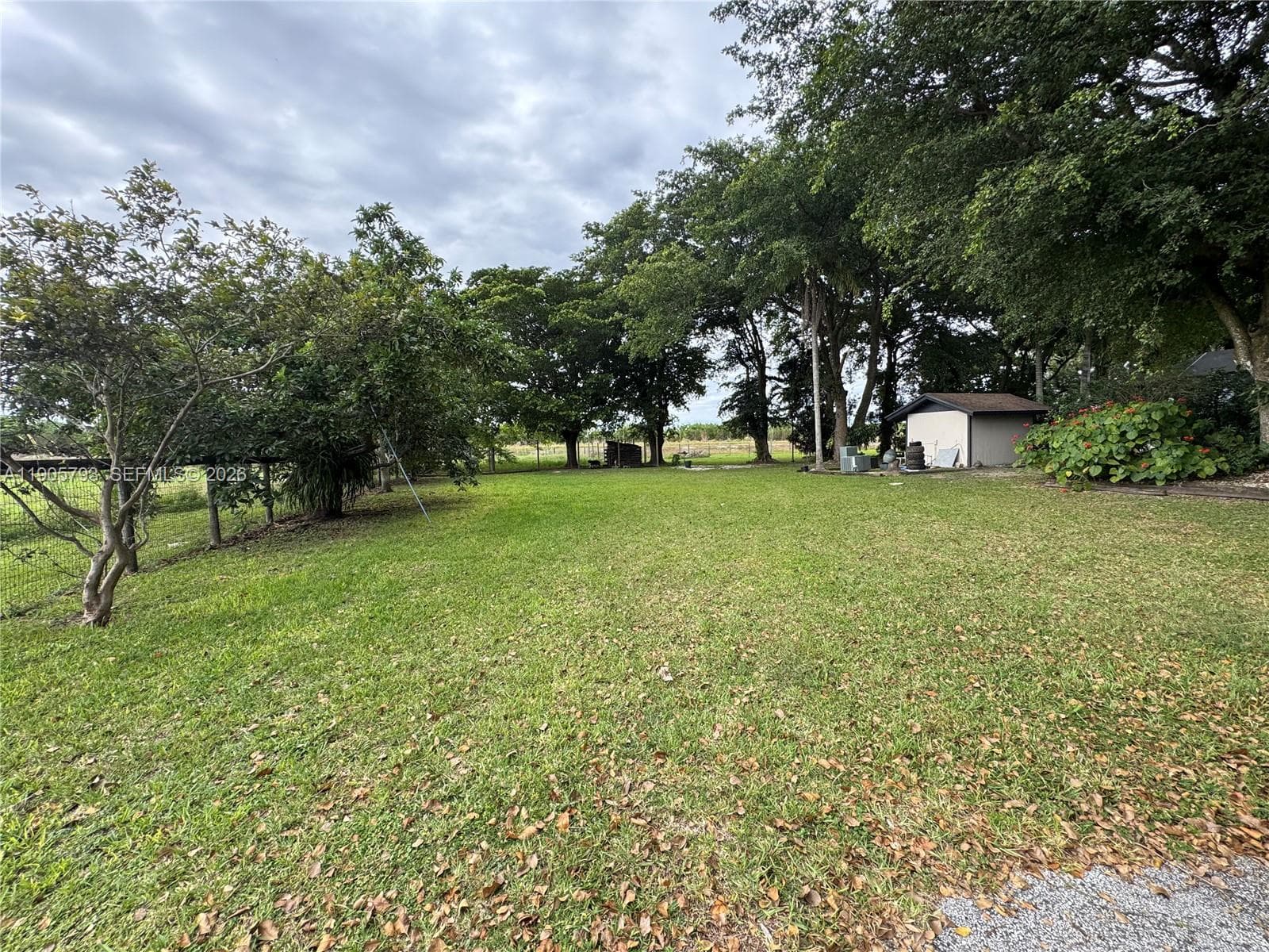 18750 SW 207th Ave, Miami FL 33187 photo 4