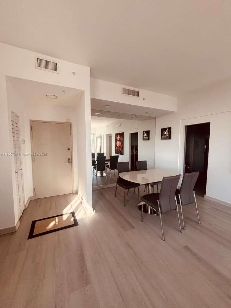 2829 Indian Creek Dr # 1403, Miami Beach FL 33140 photo 4