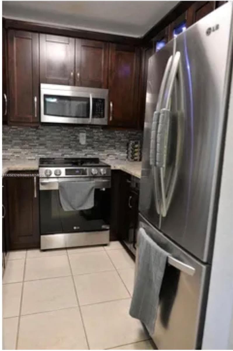 10900 SW 104th St # 314, Miami FL 33176 photo 2