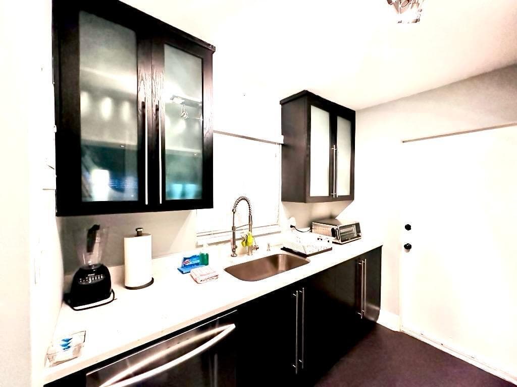 2424 NE 9th Street # 112, Fort Lauderdale FL 33304 photo 2