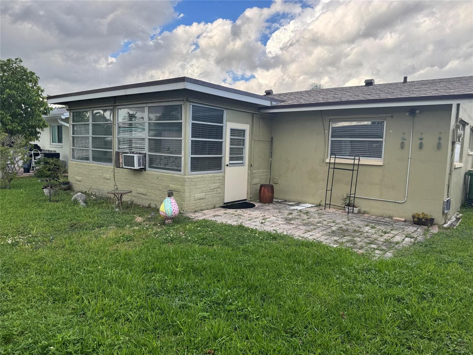 4938 NW 54TH Court, Tamarac FL 33319 photo 4