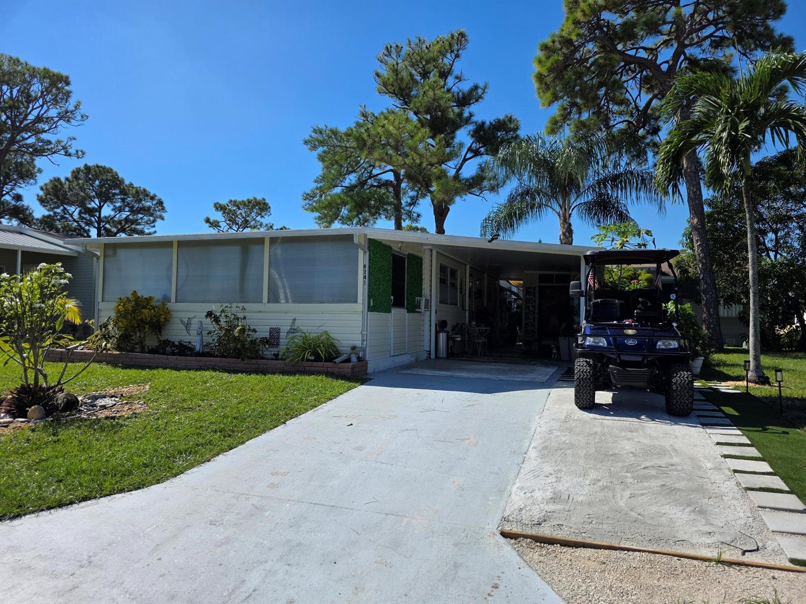 6241 Elm Lane, Lantana FL 33462 photo 2