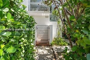 1600 Michigan Ave # 7, Miami Beach FL 33139 photo 2