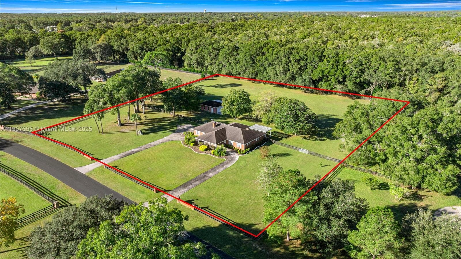 9812 SW 74 Ave, Ocala FL 34476 photo 4