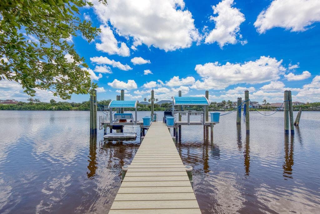 2821 SE North Lookout Boulevard, Port St. Lucie FL 34984 photo 4