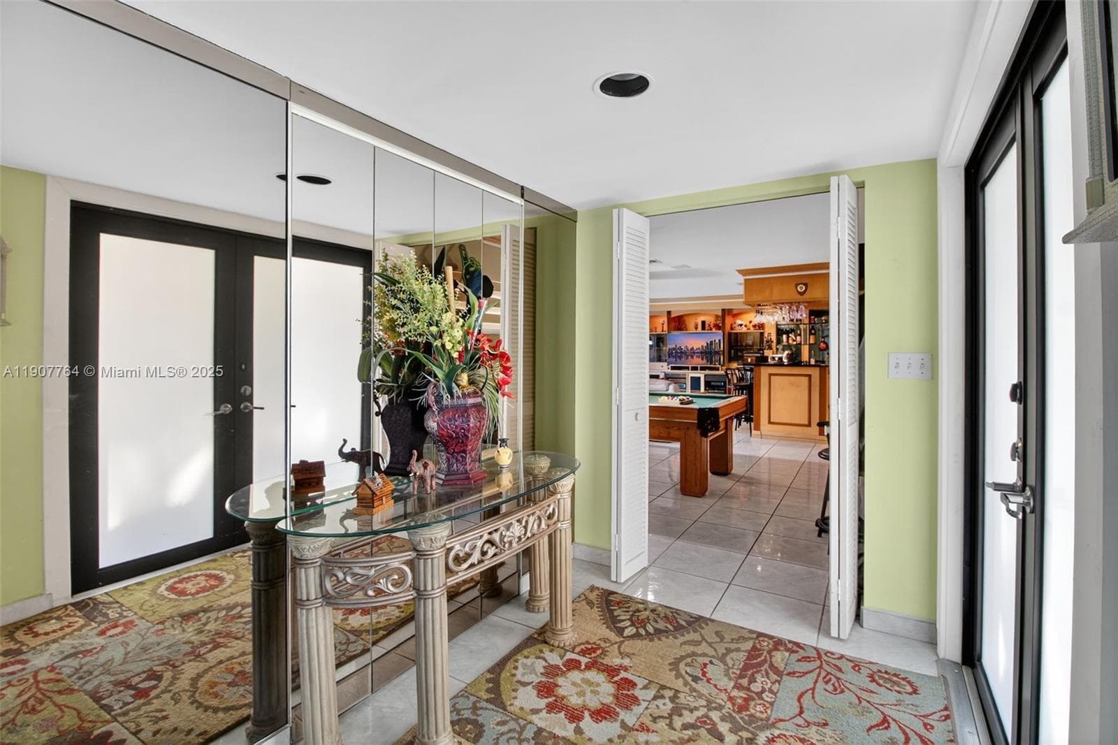15010 Dunbarton Pl, Miami Lakes FL 33016 photo 5