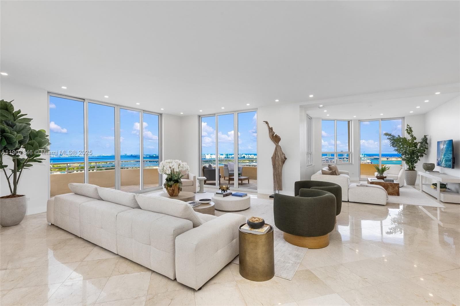 808 Brickell Key Dr # 3901, Miami FL 33131 photo 5