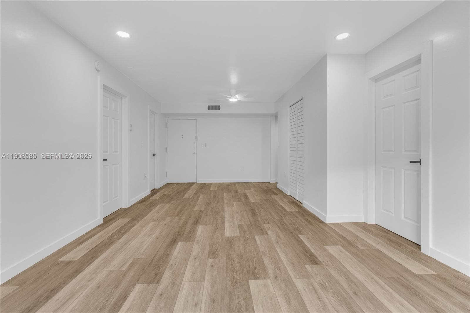 4709 NW 7th St # 9, Miami FL 33126 photo 2