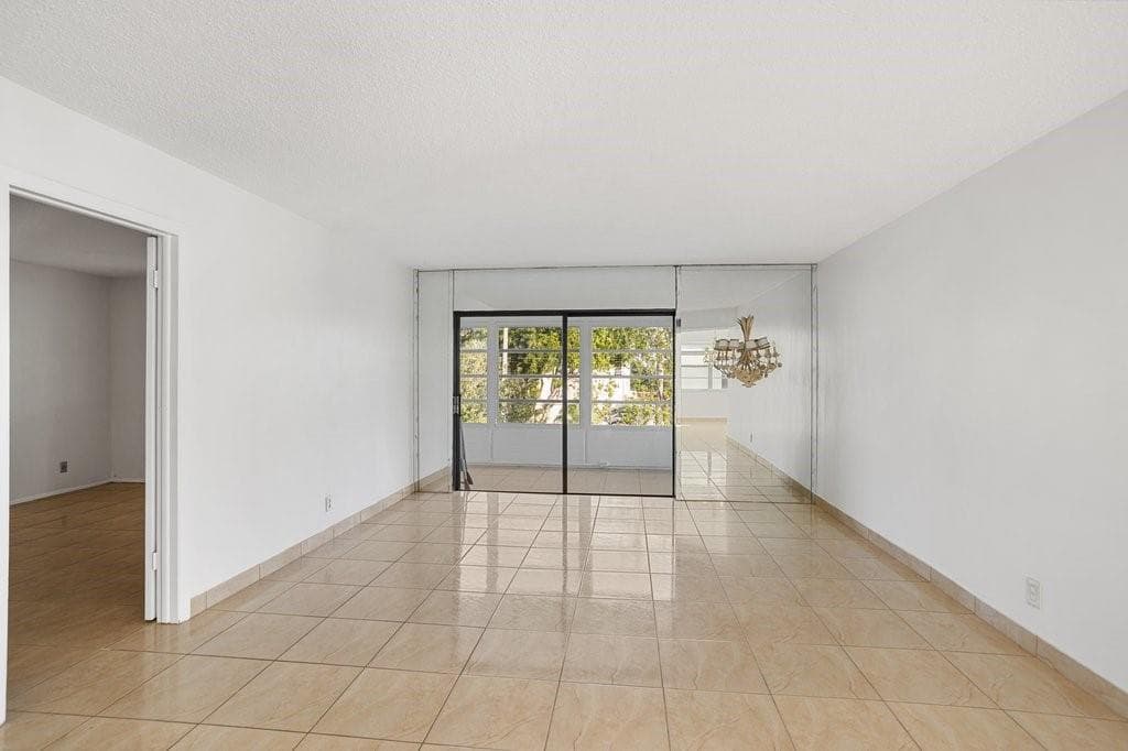 4090 NW 42nd Avenue # 309, Lauderdale Lakes FL 33319 photo 5
