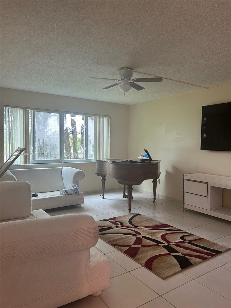 14850 Naranja Lakes Blvd, Homestead FL 33032 photo 3