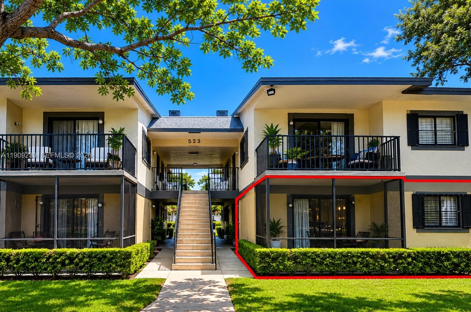 523 Trace Cir # 105, Deerfield Beach FL 33441 photo 3