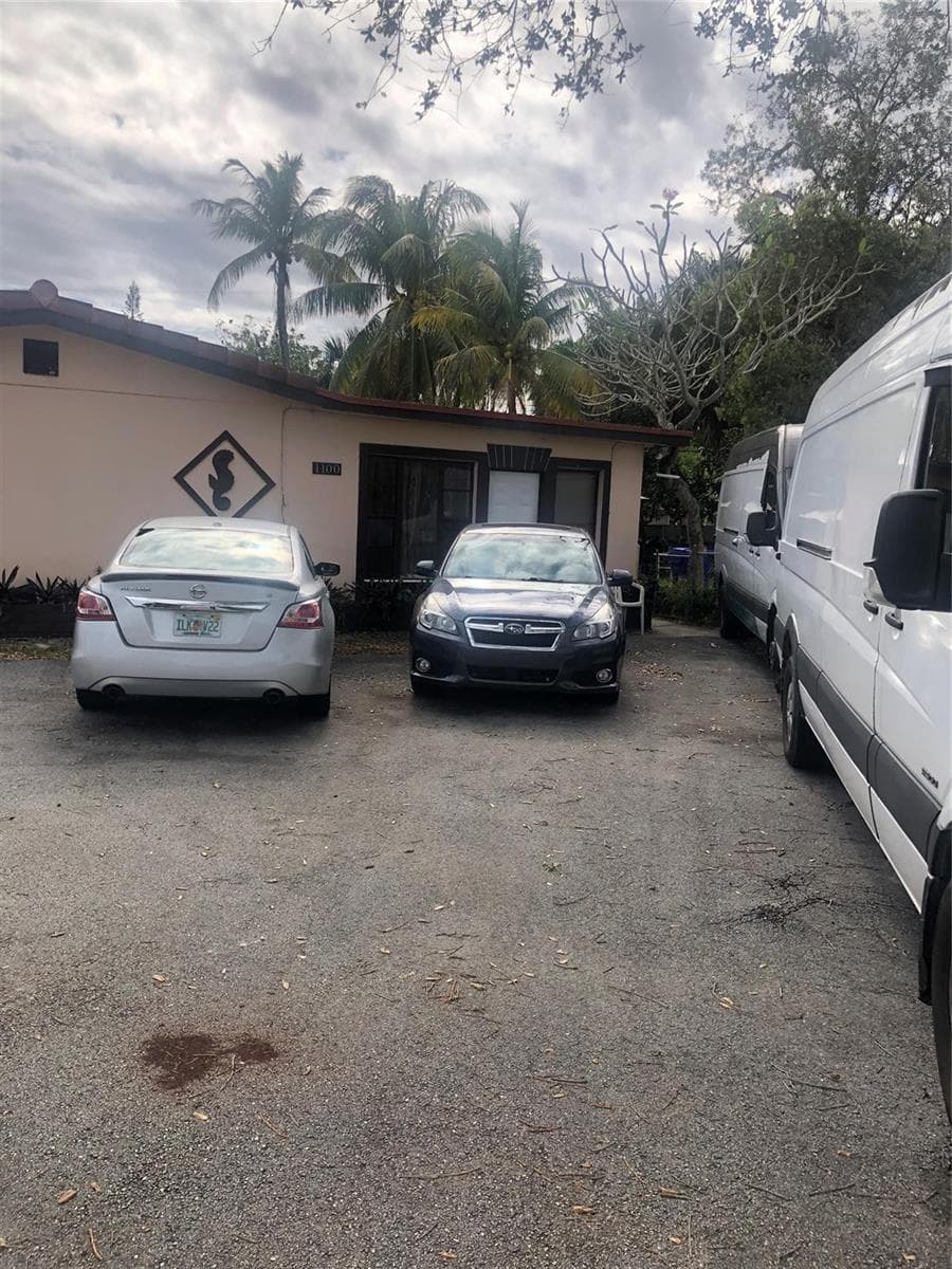 1100 NW 19th Street, Fort Lauderdale FL 33311 photo 3