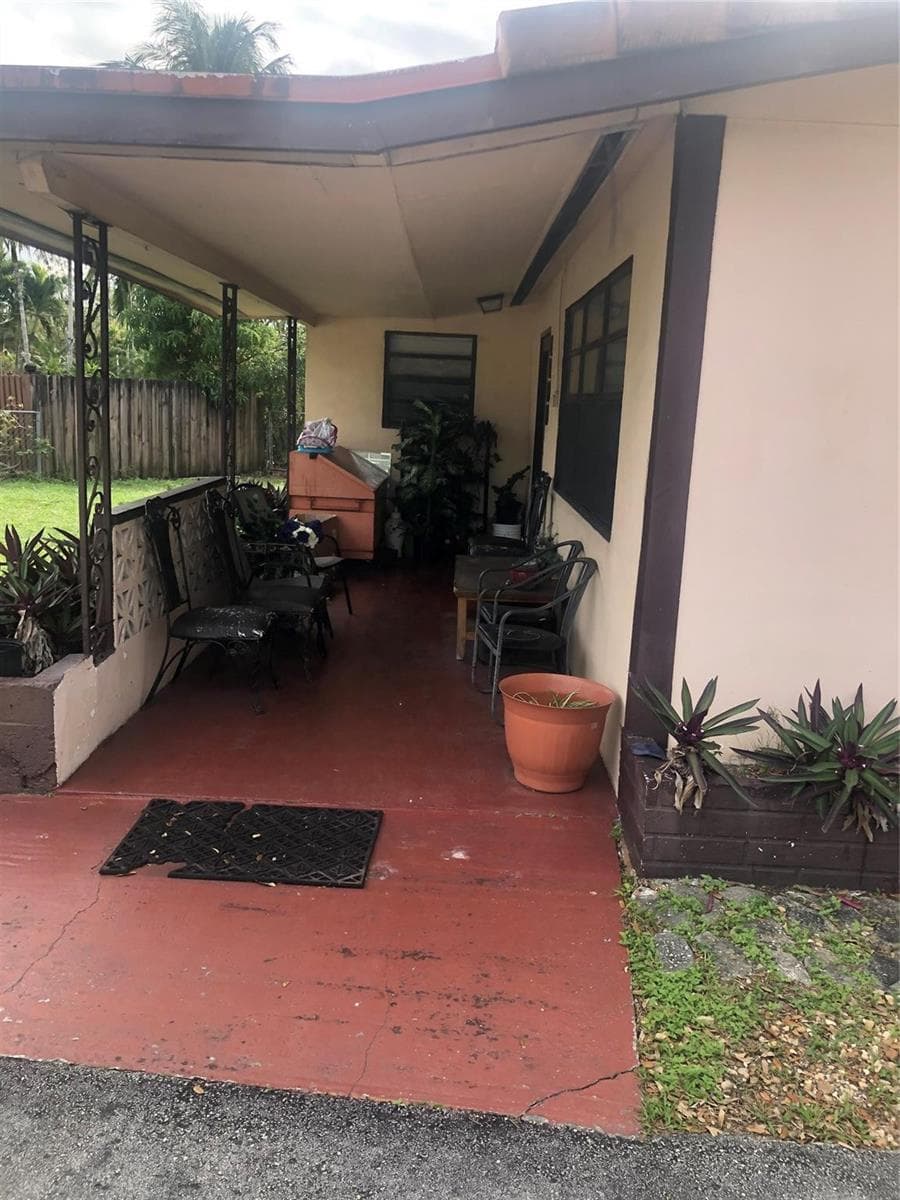 1100 NW 19th Street, Fort Lauderdale FL 33311 photo 5