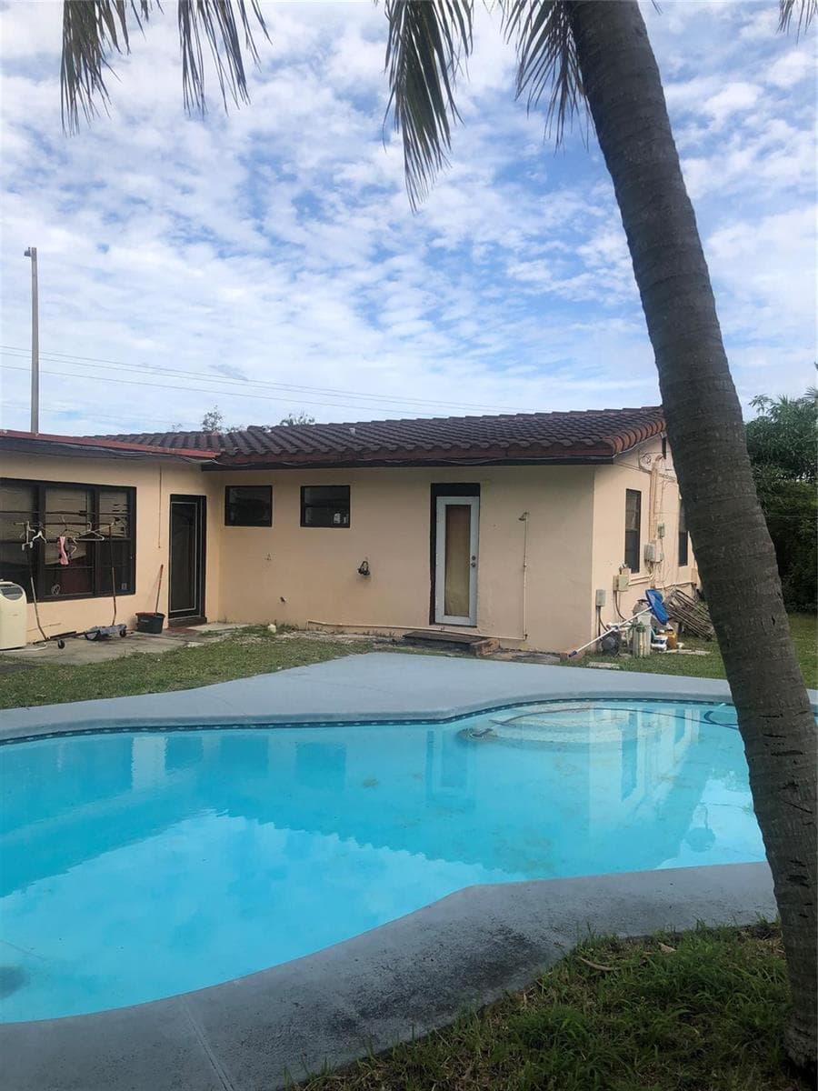 1100 NW 19th Street, Fort Lauderdale FL 33311 photo 4
