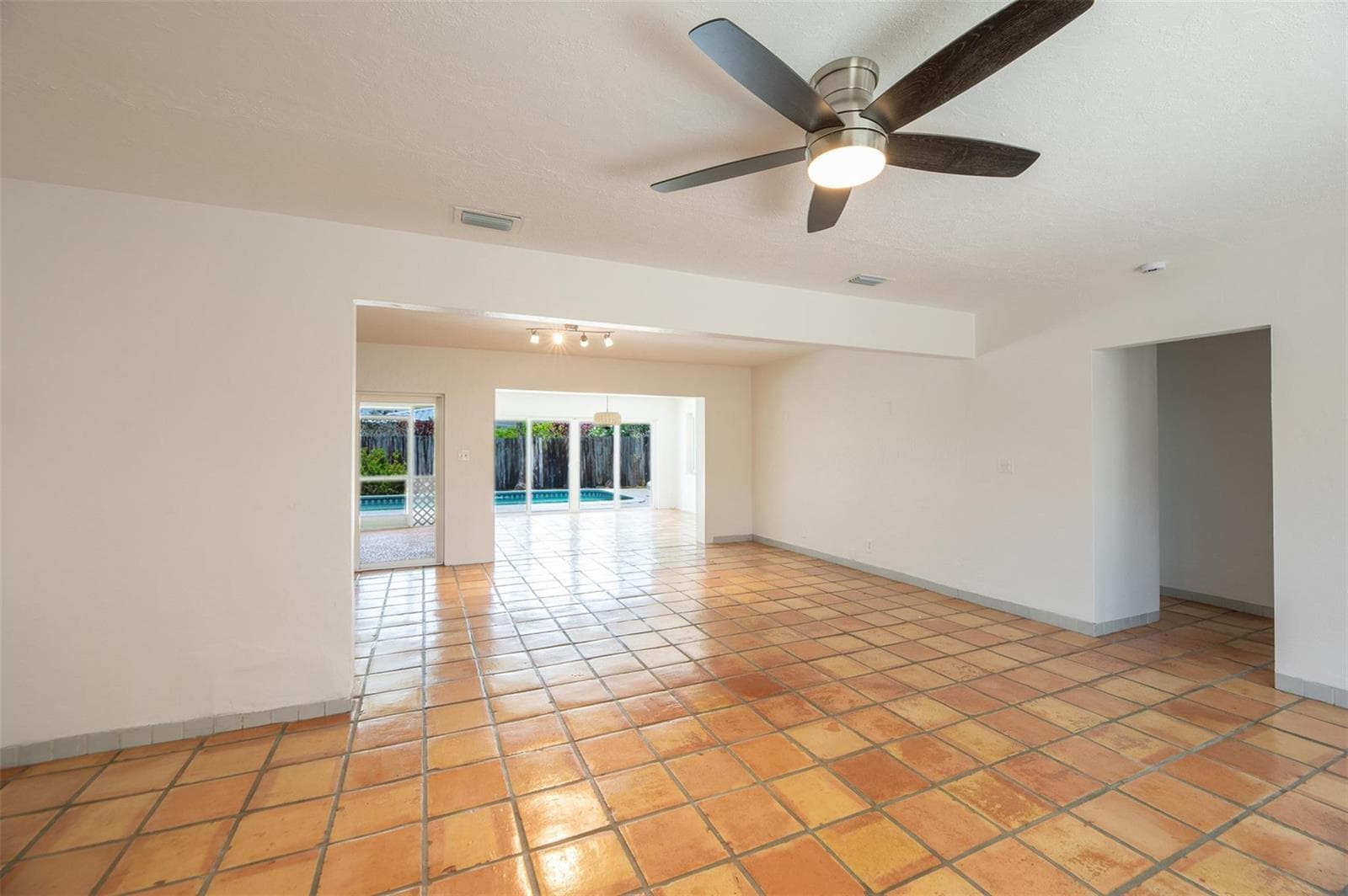 1623 NE 20th Street, Fort Lauderdale FL 33305 photo 5