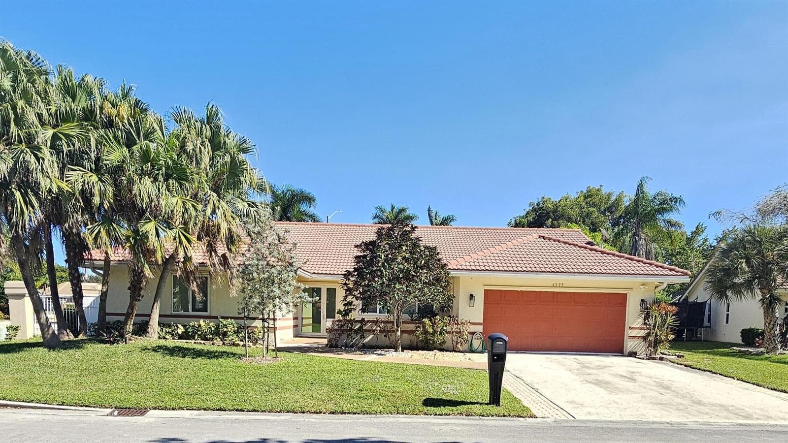 4377 NW 88th Terrace, Coral Springs FL 33065 photo 5