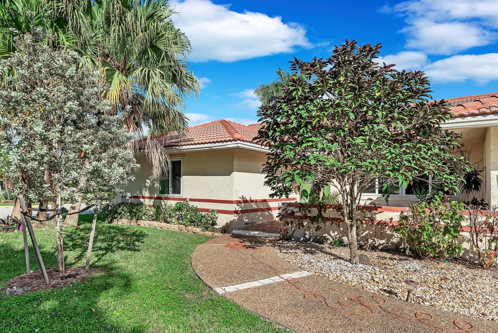 4377 NW 88th Terrace, Coral Springs FL 33065 photo 4