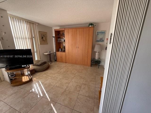 3625 N Country Club Dr # 304, Aventura FL 33180 photo 3