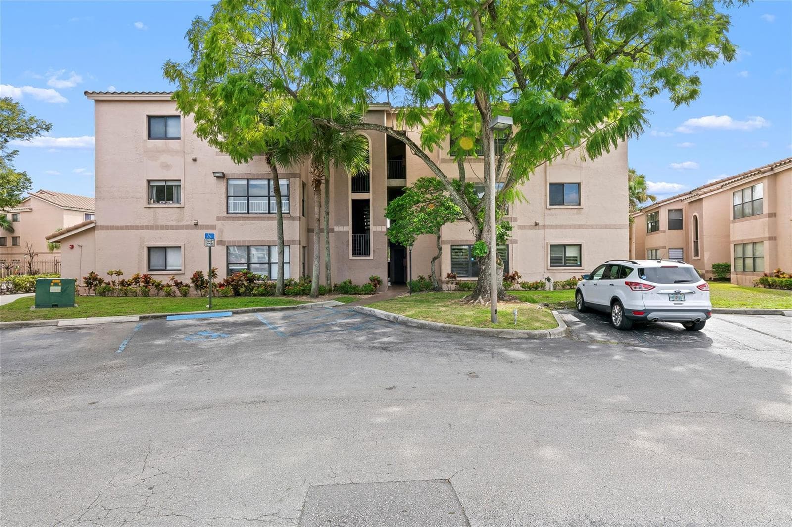 2906 S University Drive # 10204, Davie FL 33328 photo 3