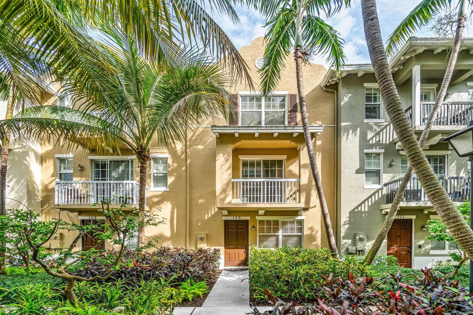 109 E Coda Circle, Delray Beach FL 33444 photo 2