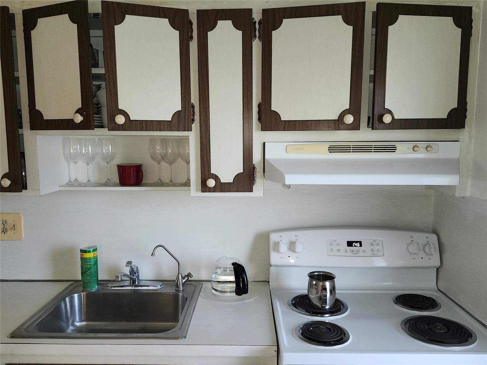 1201 Hillcrest Court # 105, Hollywood FL 33021 photo 4