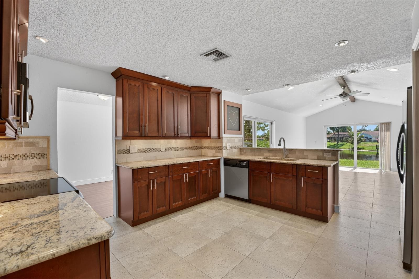 1273 SW 25th Avenue, Deerfield Beach FL 33442 photo 3
