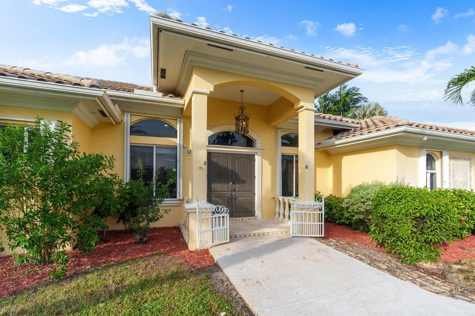 5973 SW 54th Court, Davie FL 33314 photo 3
