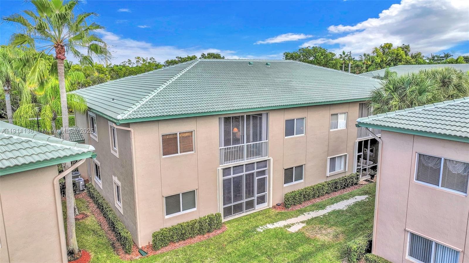 7921 E Exeter Blvd E # 202, Tamarac FL 33321 photo 2