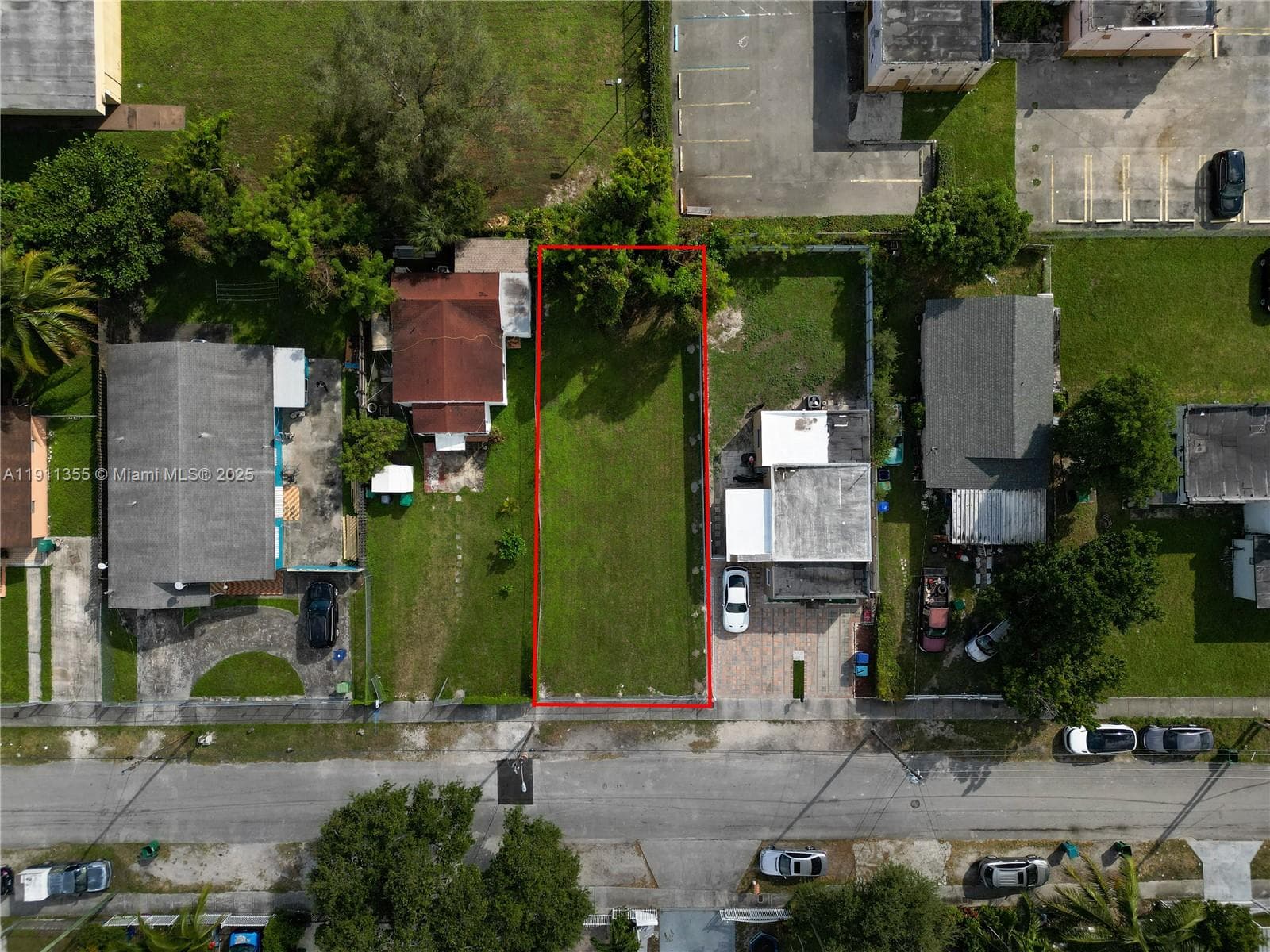 2368 NW 55th St, Miami FL 33142 photo 2