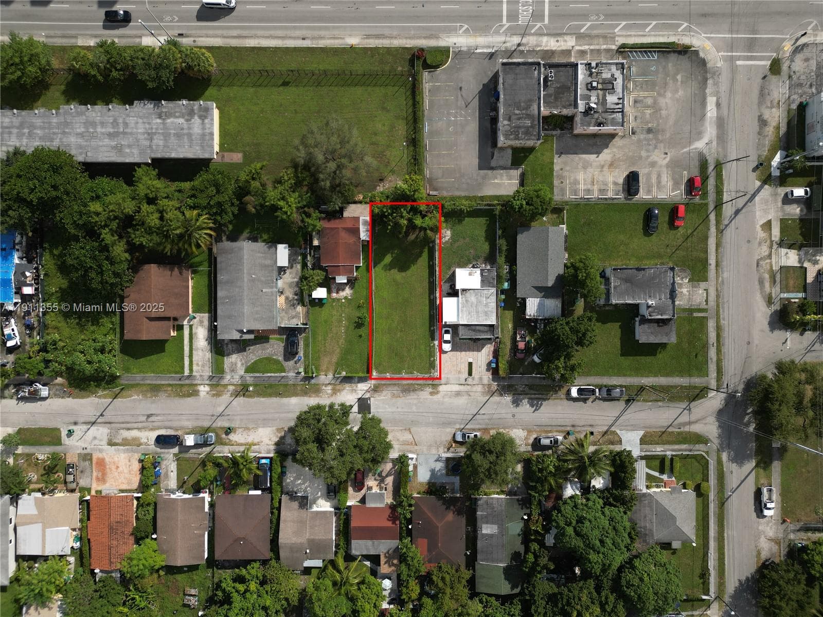 2368 NW 55th St, Miami FL 33142 photo 3