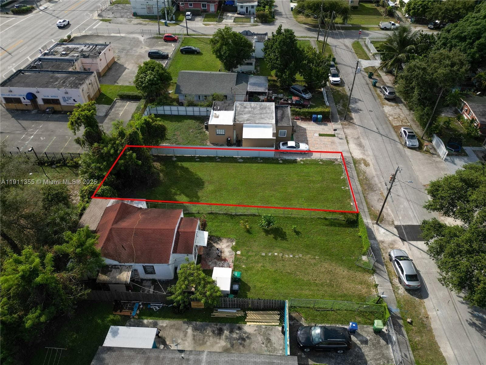 2368 NW 55th St, Miami FL 33142 photo 5