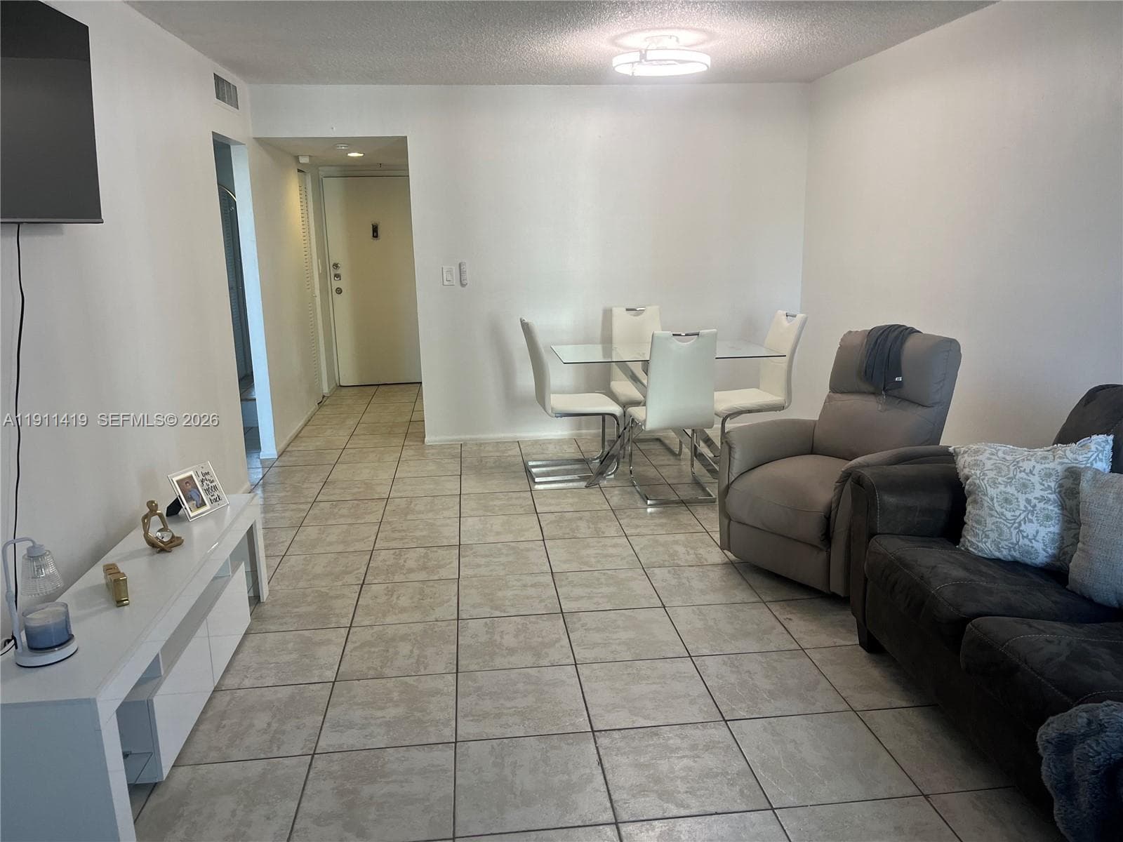 1825 W 44th Pl # 309, Hialeah FL 33012 photo 2