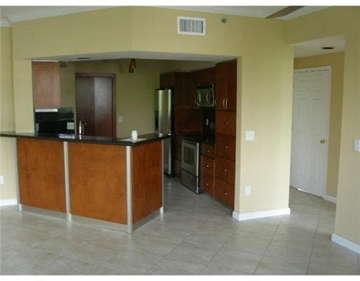 3215 NE 184th Street # 14403, North Miami Beach FL 33160 photo 4