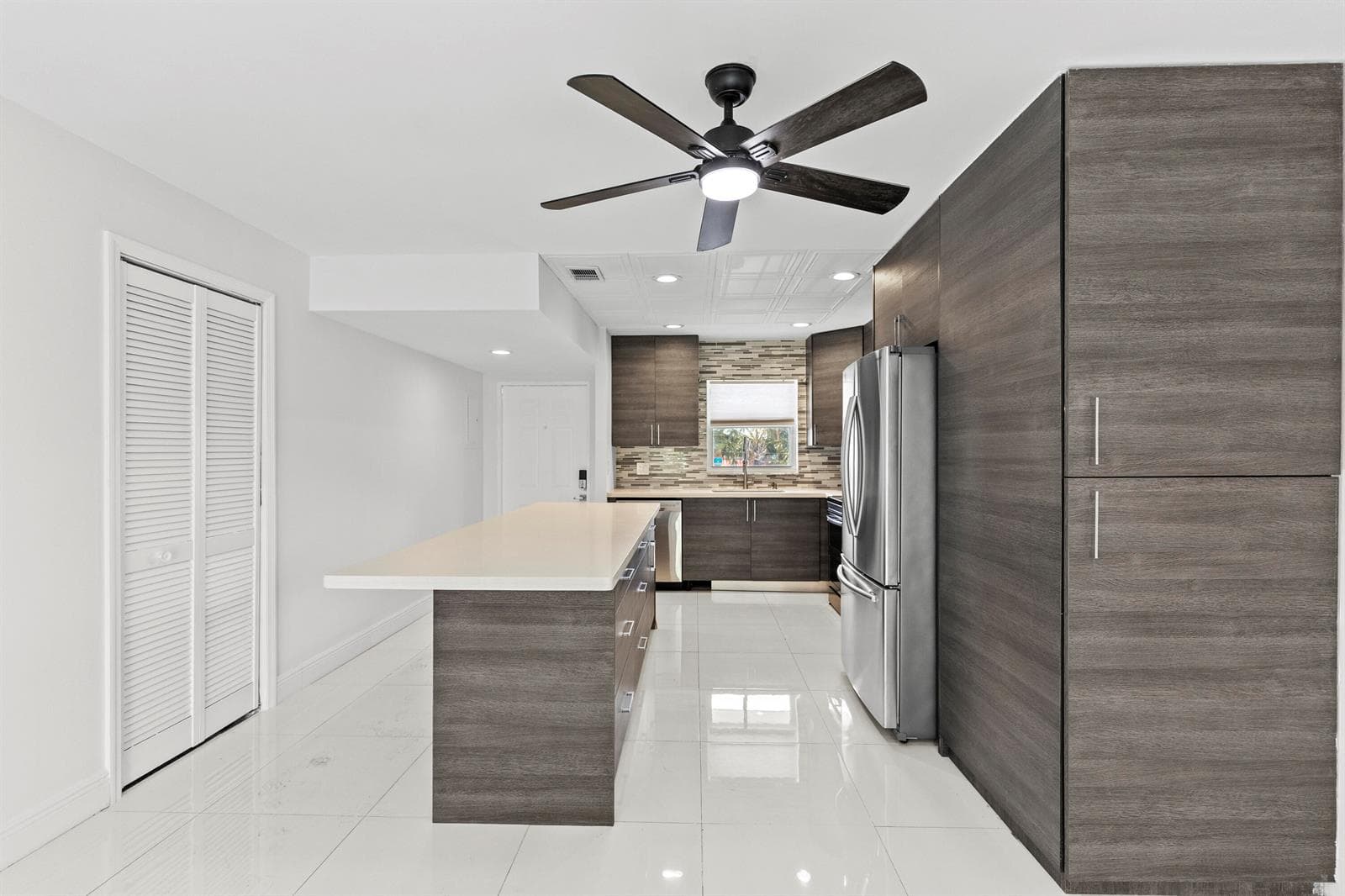 809 W Oakland Park Boulevard # K12, Oakland Park FL 33311 photo 5