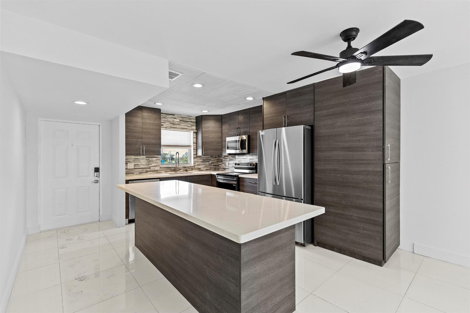 809 W Oakland Park Boulevard # K12, Oakland Park FL 33311 photo 4