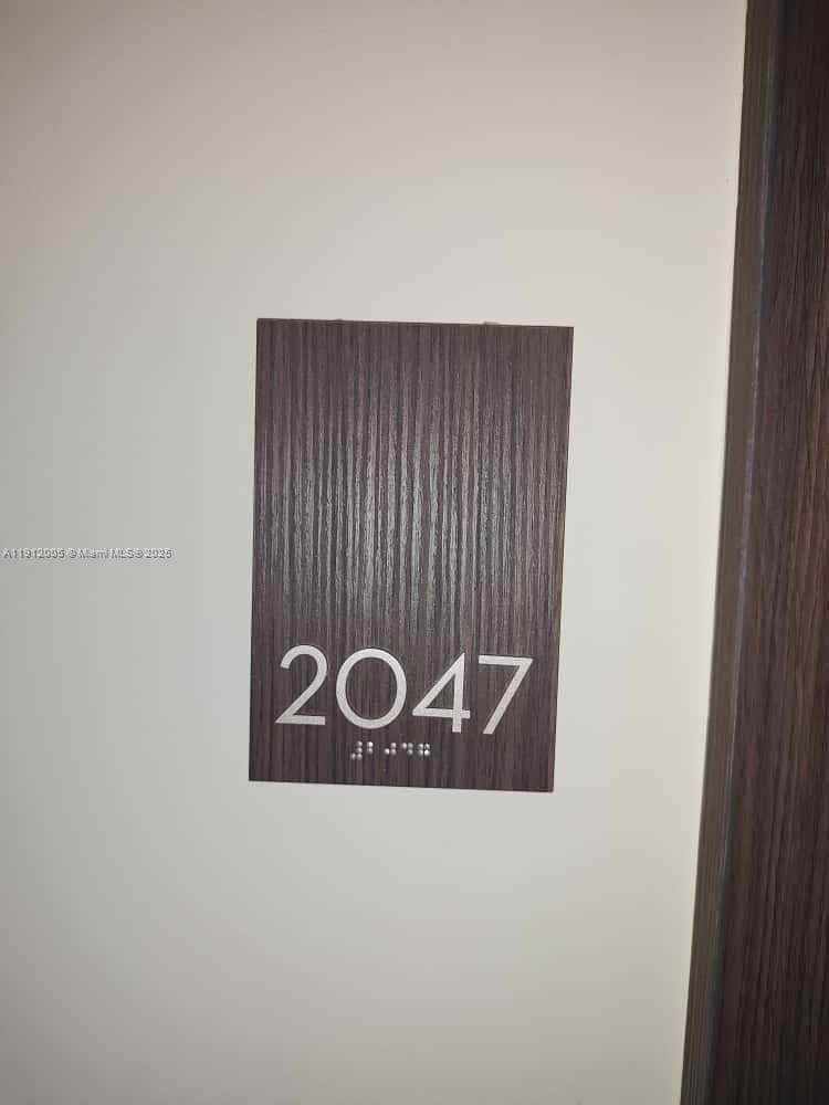 20515 E Country Club Dr # 2047, Aventura FL 33180 photo 3