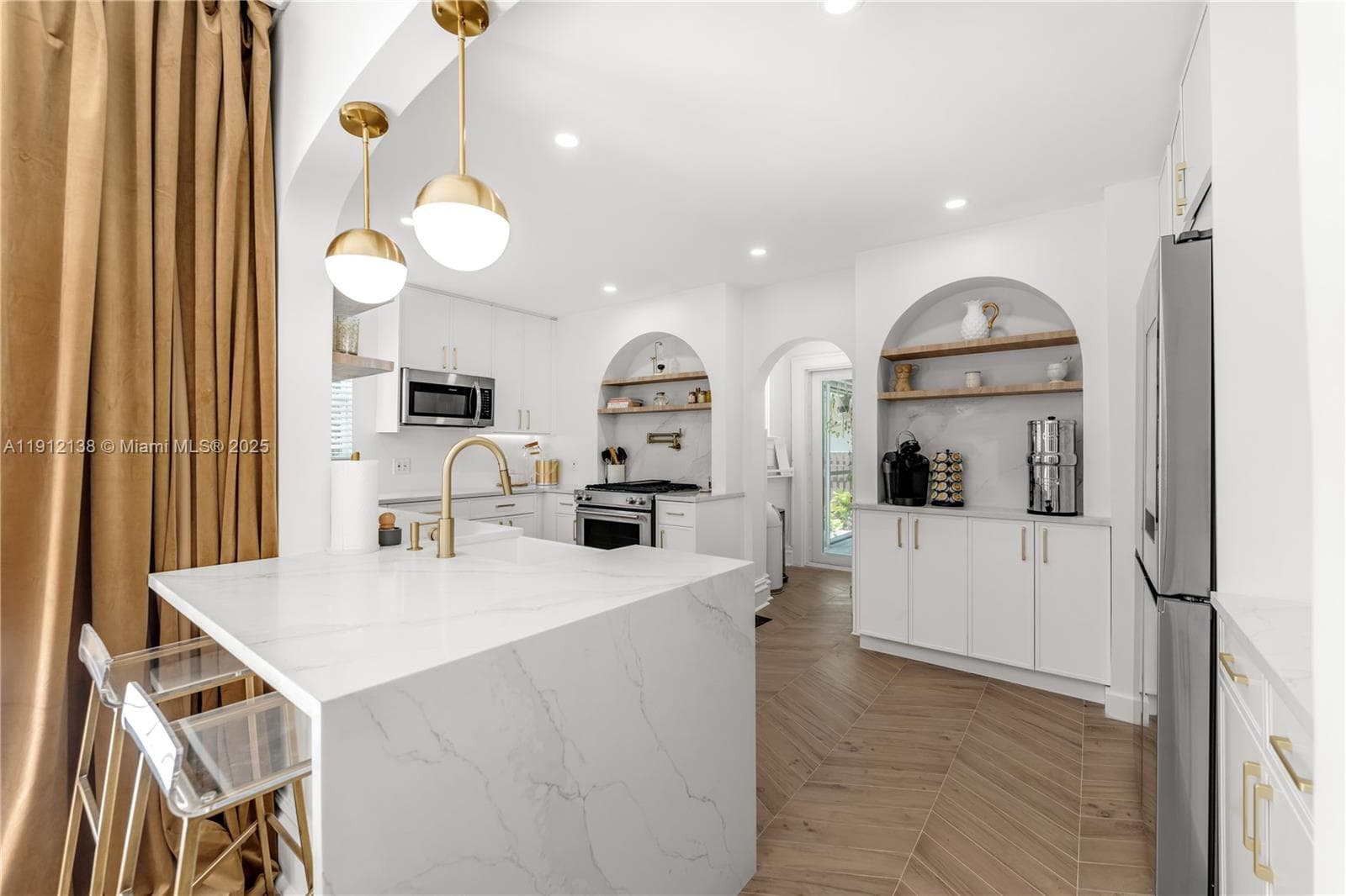 1601 Washington St, Hollywood FL 33020 photo 4