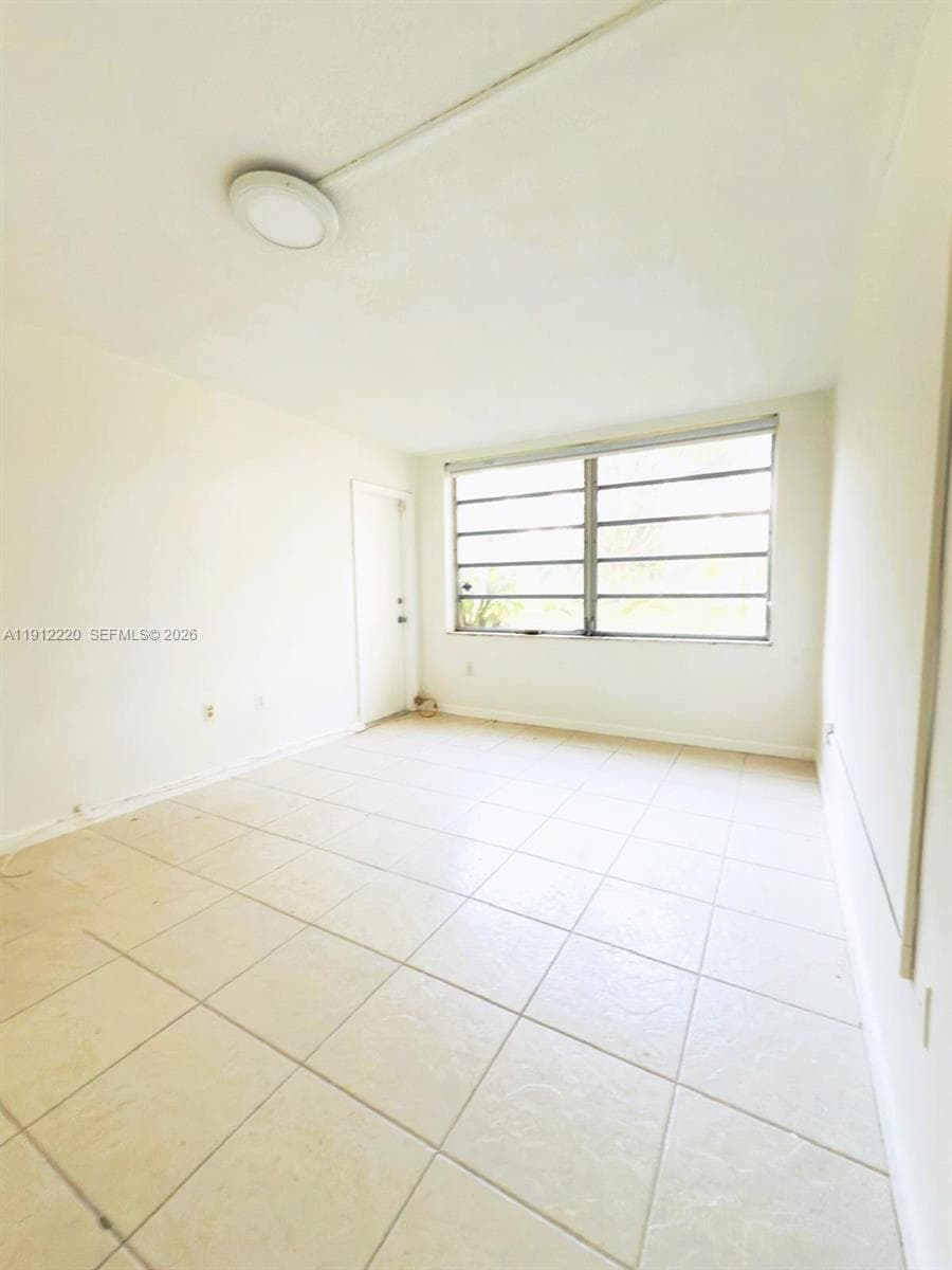 1301 NE 191st St # F110, Miami FL 33179 photo 3