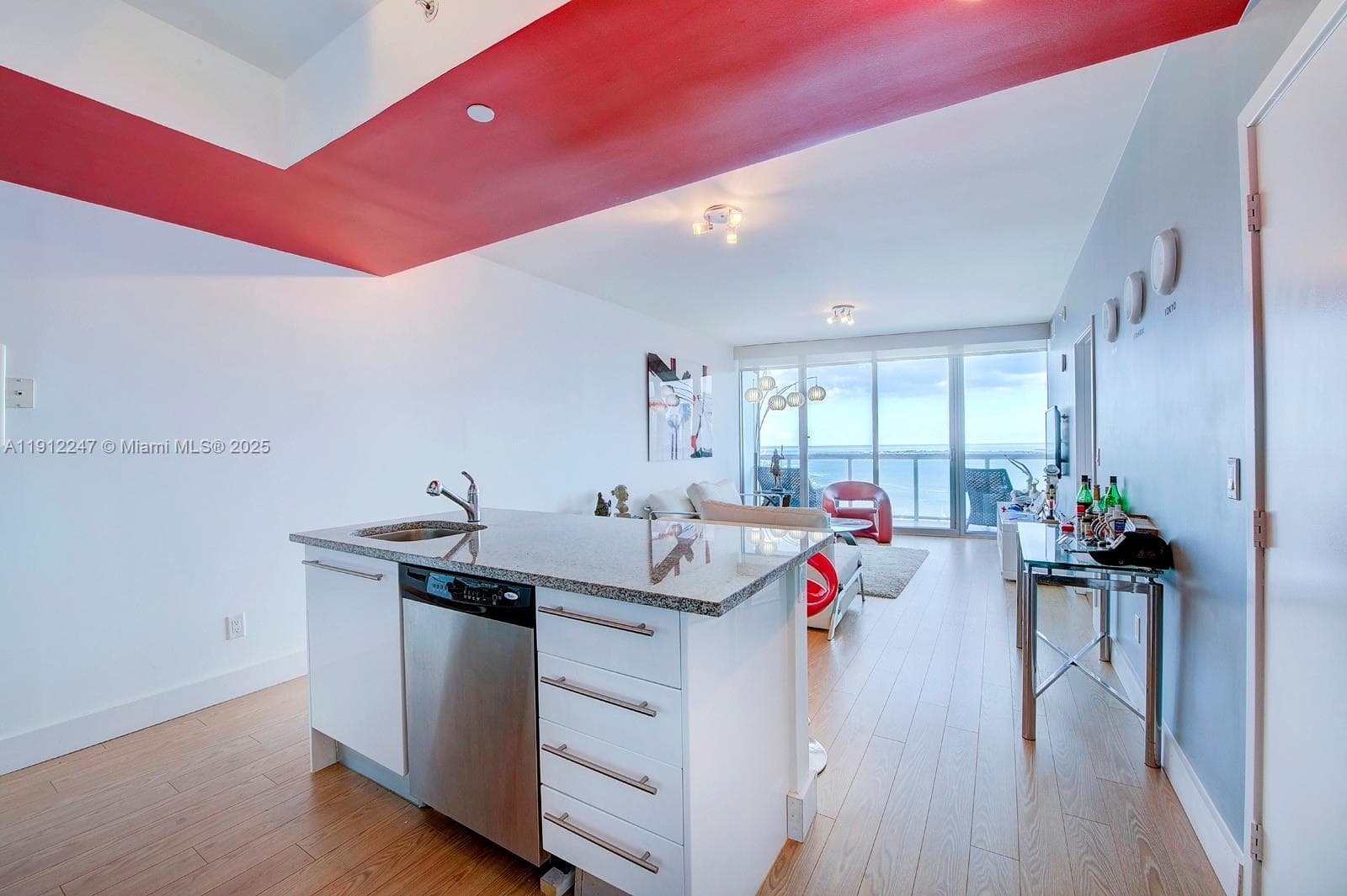 888 Biscayne Blvd # 4007, Miami FL 33132 photo 2