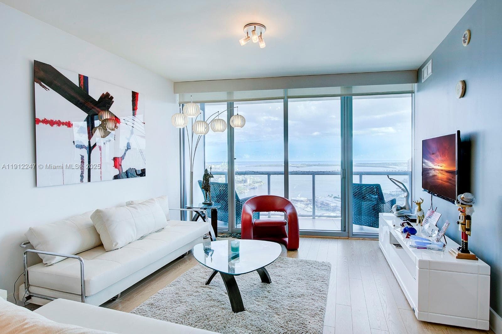888 Biscayne Blvd # 4007, Miami FL 33132 photo 4