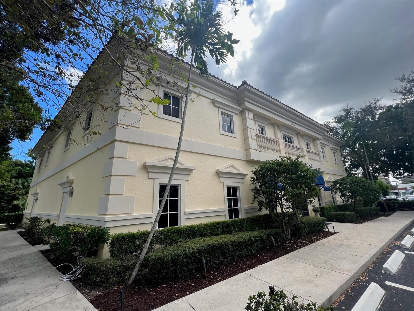 12010 Us Highway 1, North Palm Beach FL 33408 photo 2
