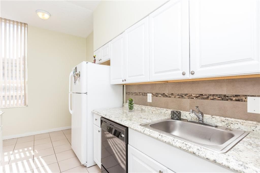 326 Harrison Street # 302a, Hollywood FL 33019 photo 5