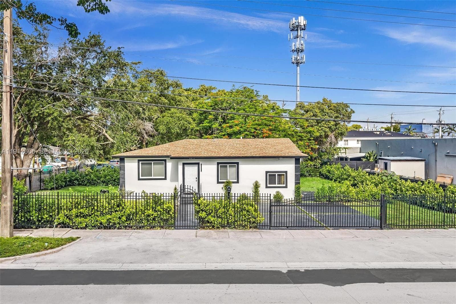 5850 NE 3rd Ave, Miami FL 33137