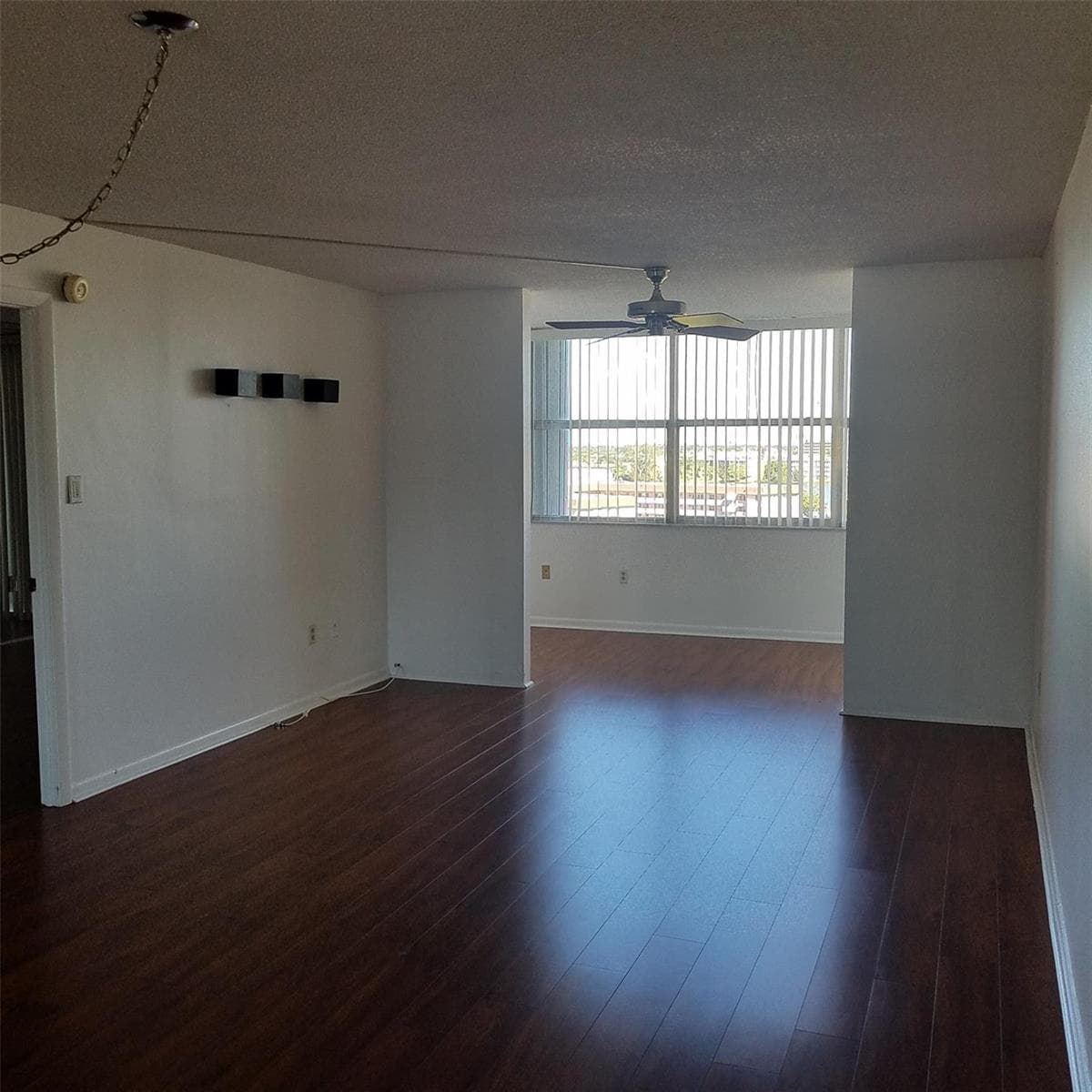 1300 NE Miami Gardens Drive # 810e, Miami FL 33179 photo 2