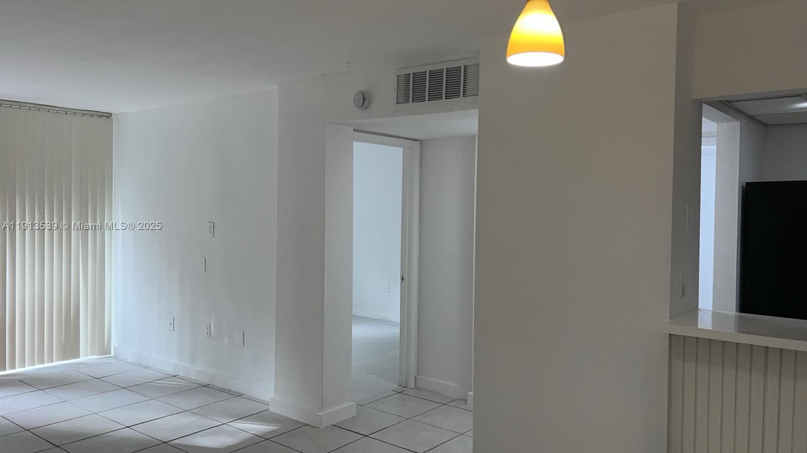 8860 Fontainebleau Blvd # 403, Miami FL 33172 photo 3