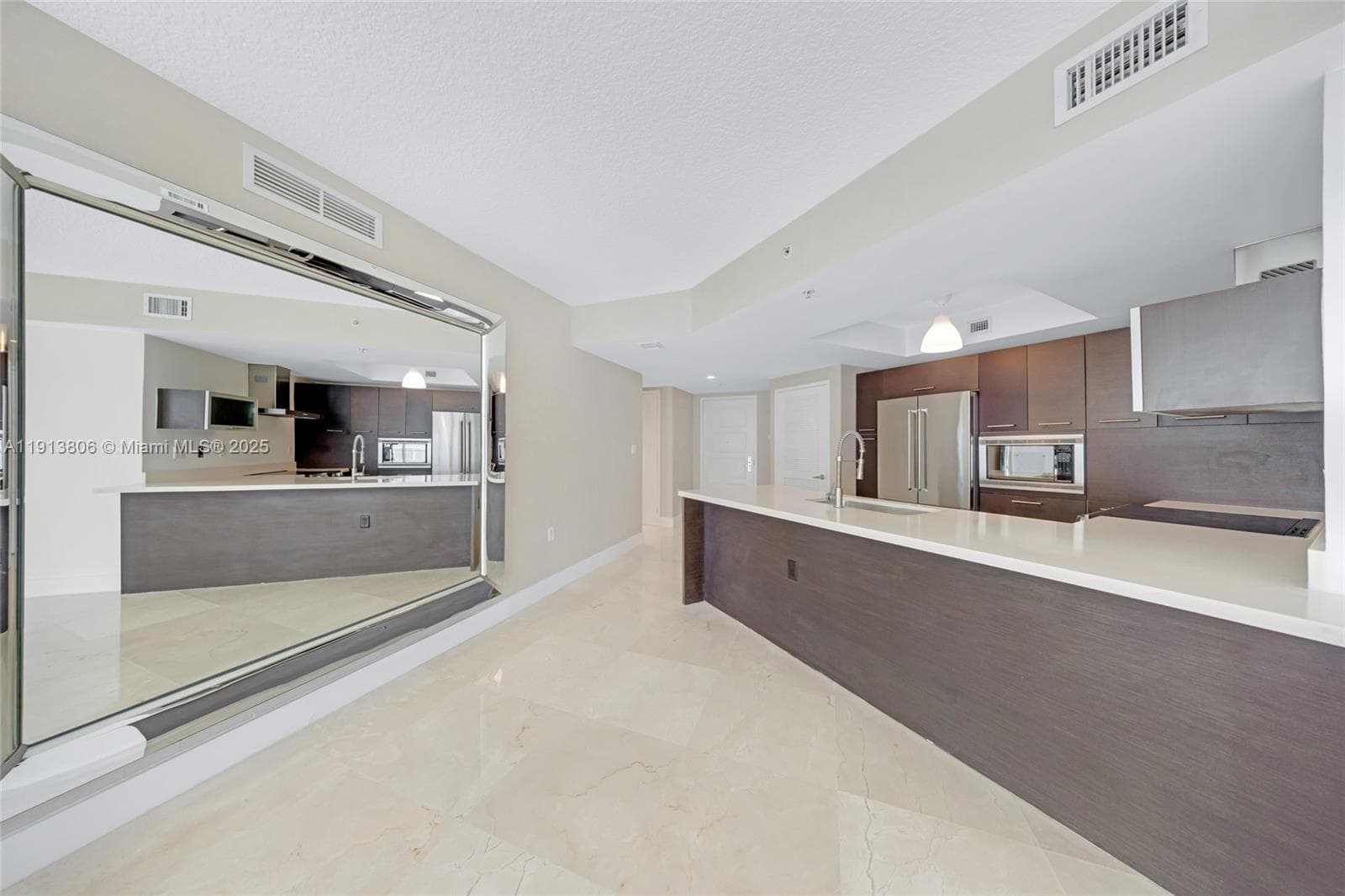 150 Sunny Isles Blvd # 601, Sunny Isles Beach FL 33160